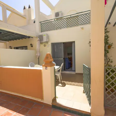 Canovas - Antali Con Piscina En Zona Vakantiehuis *